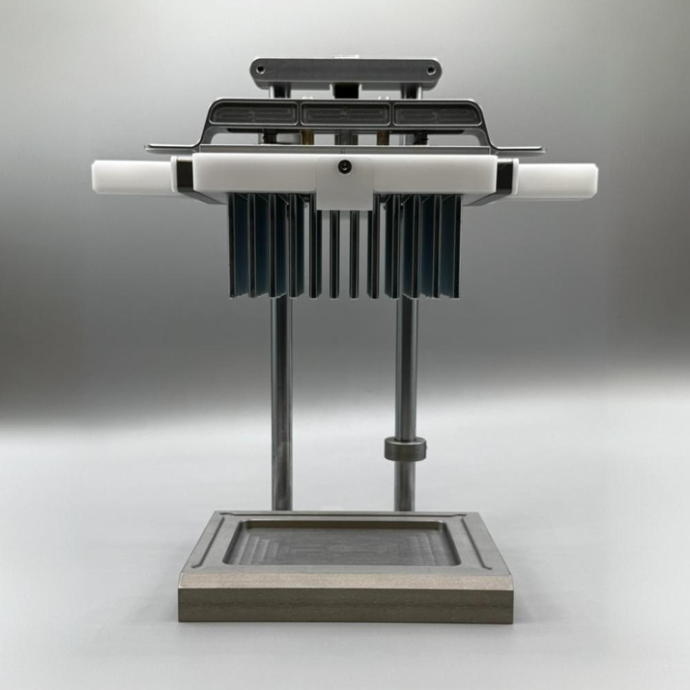 1 mL 96 Deep-Well Extractor with Stand 1 mL 96 Deep-Well Extractor with Stand